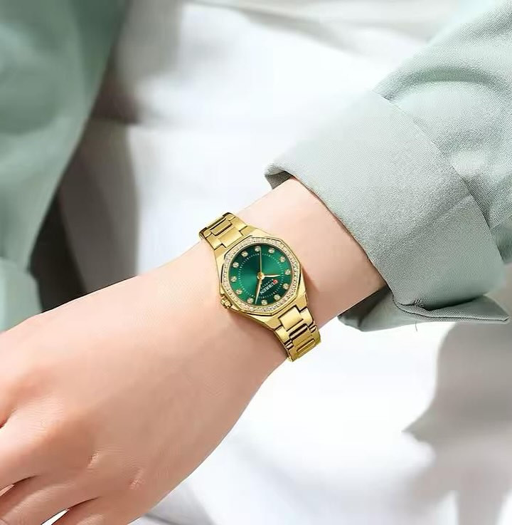 ساعت مچی زنانه کارن بند استیل CURREN 9100 ساعت اورجینال ضداب